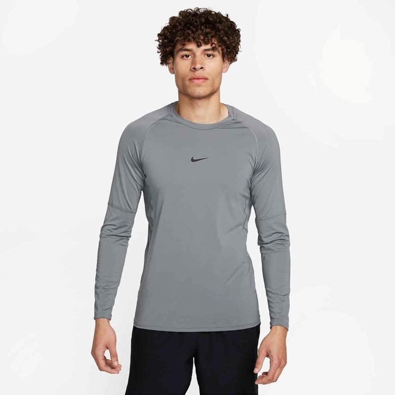 Camiseta Nike Pro Slim de manga larga para hombre