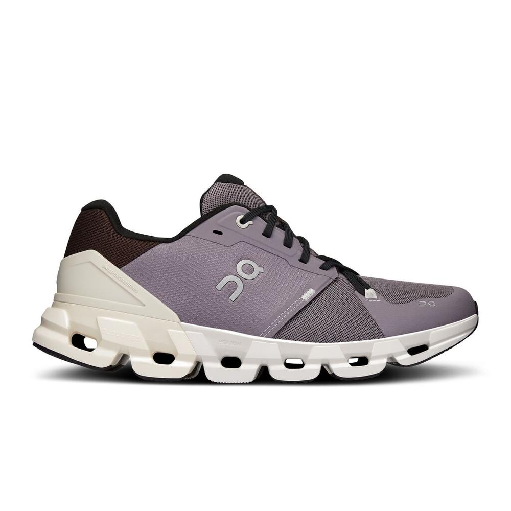 Hombres en Cloudflyer 4