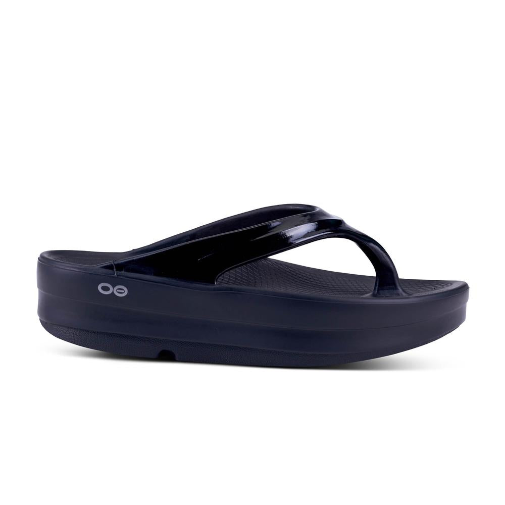 Women's Oofos Oomega Sandal