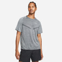 Camiseta Nike TechKnit Ultra de manga corta para hombre