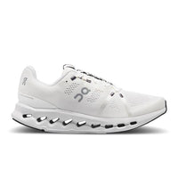 Hombres en Cloudsurfer