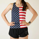 Camiseta de tirantes de rendimiento ChicknLegs para mujer