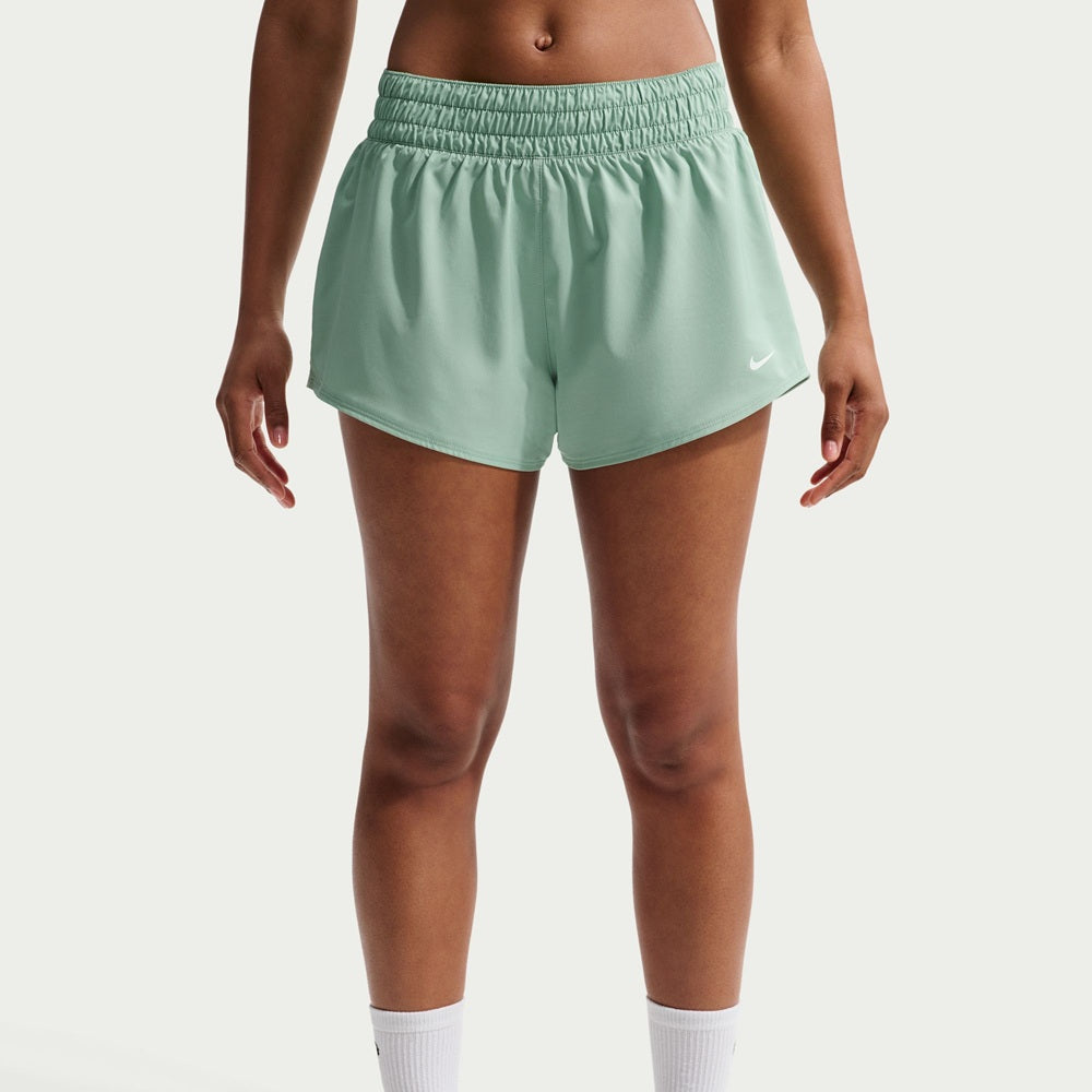 Pantalones cortos Nike One de tiro medio de 7,6 cm para mujer