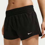 Pantalones cortos Nike One de tiro medio de 7,6 cm para mujer