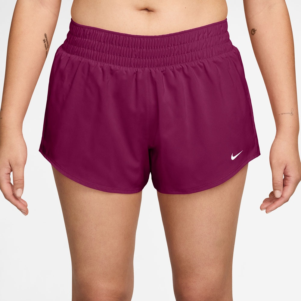 Pantalones cortos Nike One de tiro medio de 7,6 cm para mujer