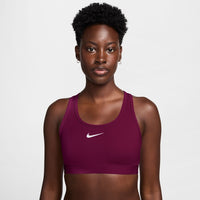 Sujetador deportivo acolchado de sujeción media Nike Swoosh para mujer