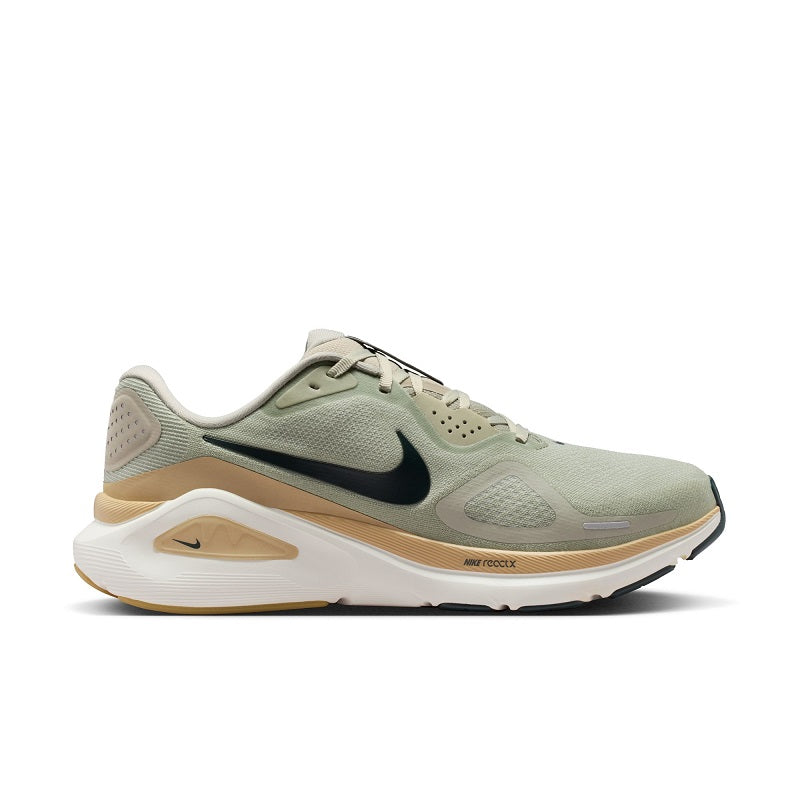 Men's Nike Structure 26