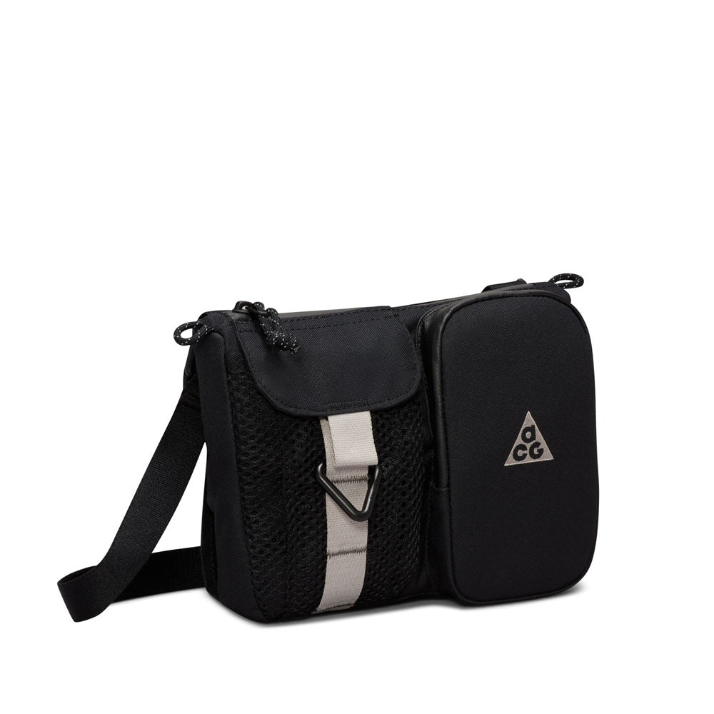 Nike ACG "DAYMAX" Crossbody Bag (3L)