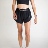 Pantalones cortos con abertura de 4" ChicknLegs para mujer