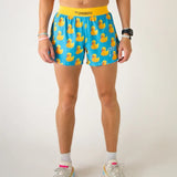 Pantalones cortos de running ChicknLegs de 4" con abertura para hombre
